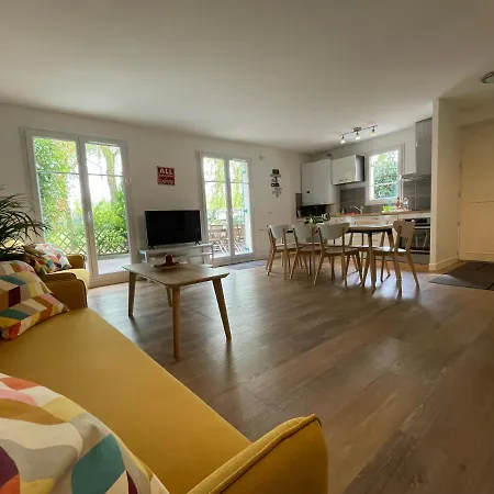 House Park Villa Serris